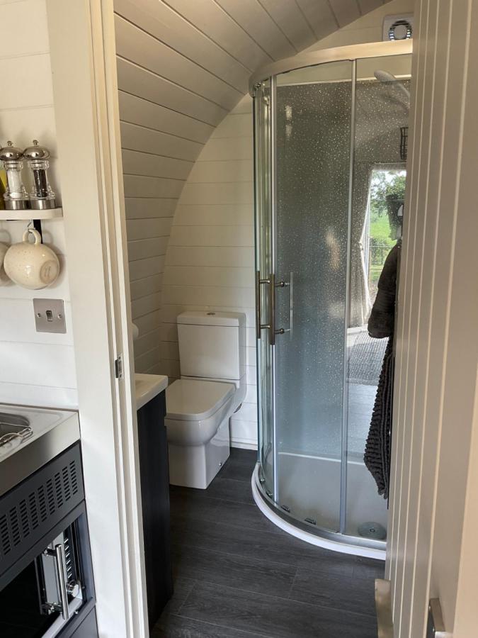 Secluded Cosy Luxury Pod With Wood Fired Hot Tub Hotel Shrewsbury Luaran gambar