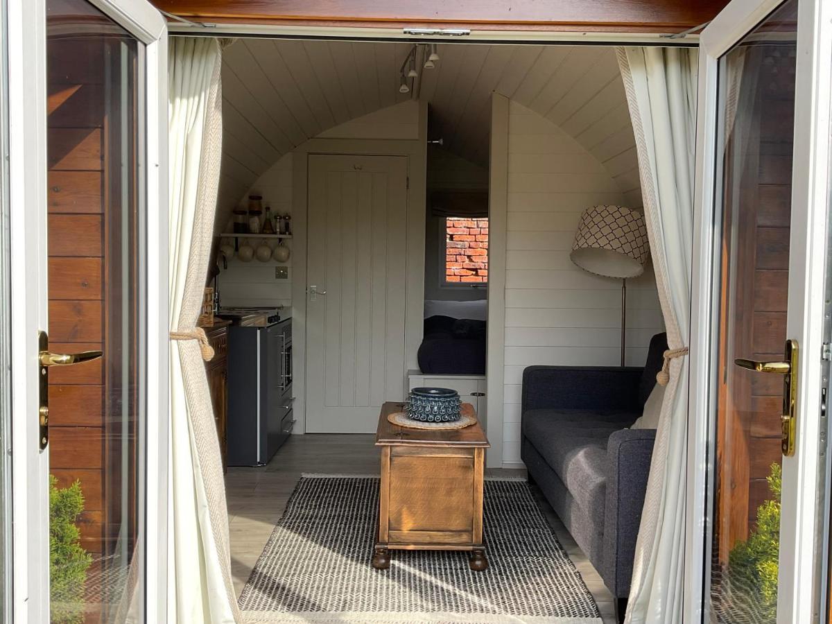 Secluded Cosy Luxury Pod With Wood Fired Hot Tub Hotel Shrewsbury Luaran gambar